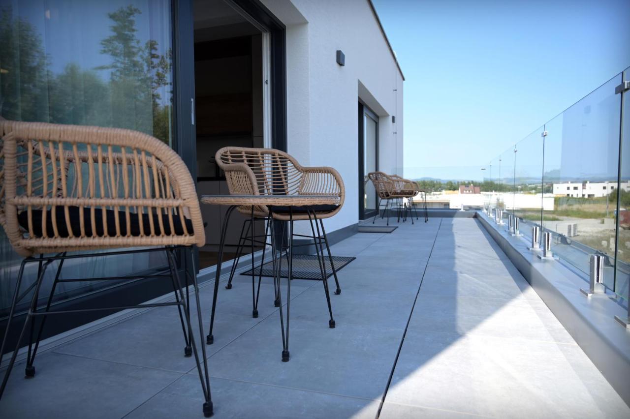 Apartman Golfballs Sajdikove Humence Екстериор снимка