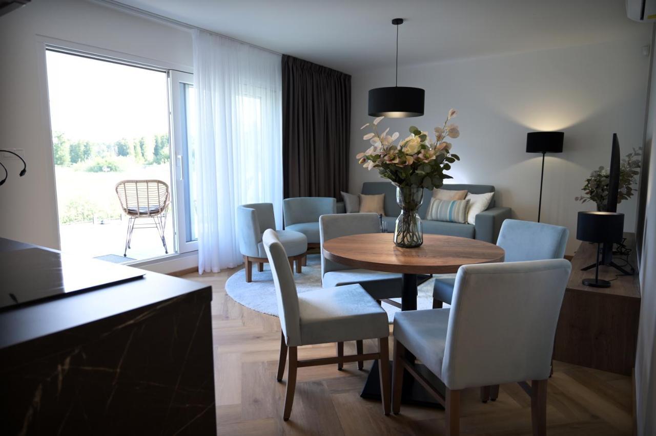 Apartman Golfballs Sajdikove Humence Екстериор снимка